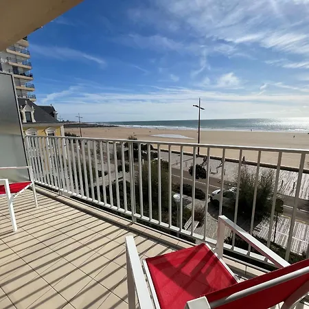 T3 Avec Balcon, Garage Et Cuisine Equipee - Fr-1-197-417 Les Sables-d'Olonne