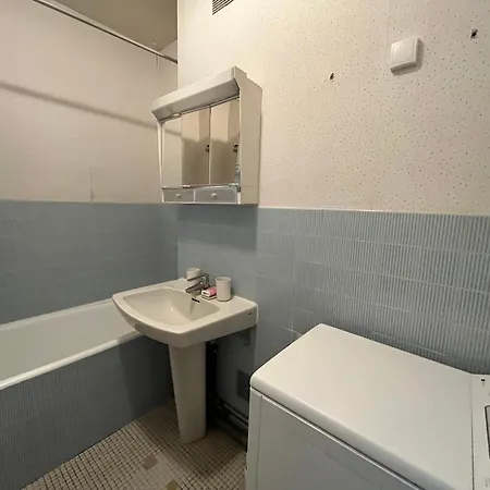 T3 Avec Balcon, Garage Et Cuisine Equipee - Fr-1-197-417 * Les Sables-dʼOlonne