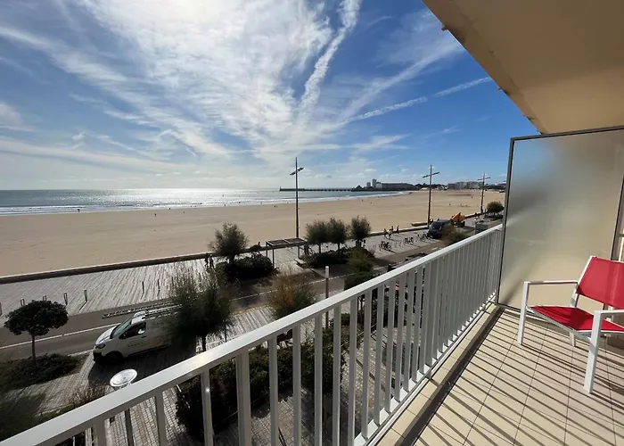 T3 Avec Balcon, Garage Et Cuisine Equipee - Fr-1-197-417 公寓 莱萨布勒-多洛讷