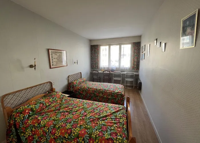 T3 Avec Balcon, Garage Et Cuisine Equipee - Fr-1-197-417